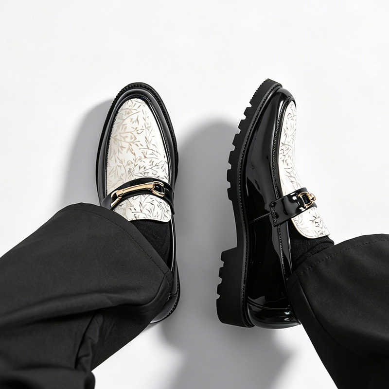 남성 투톤 대나무 프린트 에나멜 가죽 로퍼 메탈 호스빗 - Men Formal Wear Shoes 리뷰 및 가격